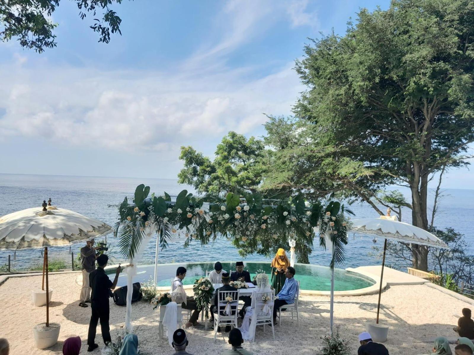 Bali Cliff Glamping Otel Seraya Dış mekan fotoğraf